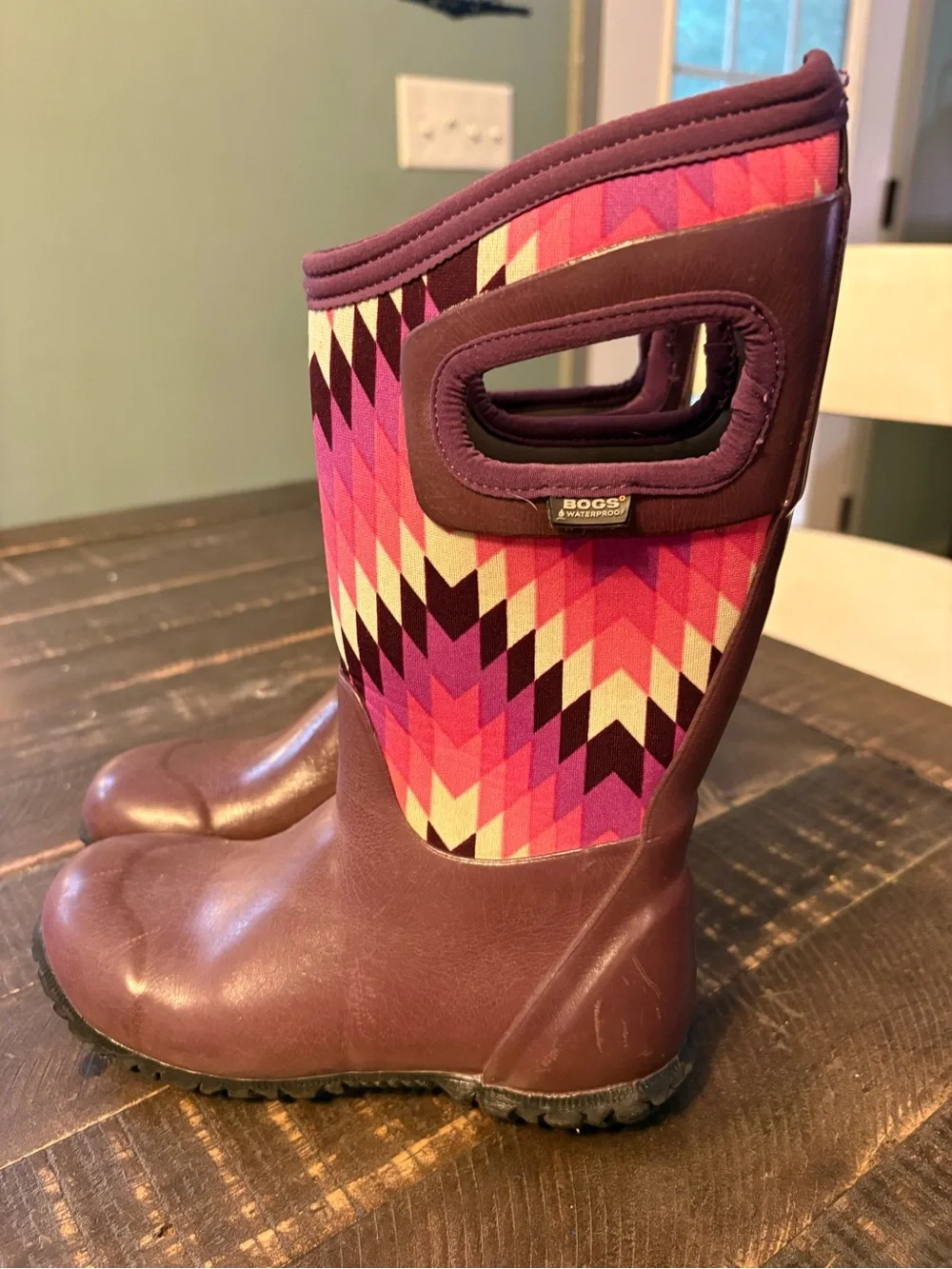 Bogs Waterproof Girl’s Plum & Pink Multi Zigzag Neoprene Rain Boot Insulated**